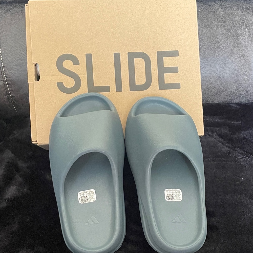 Adidas Yeezy Slide Slate Marine Sandals